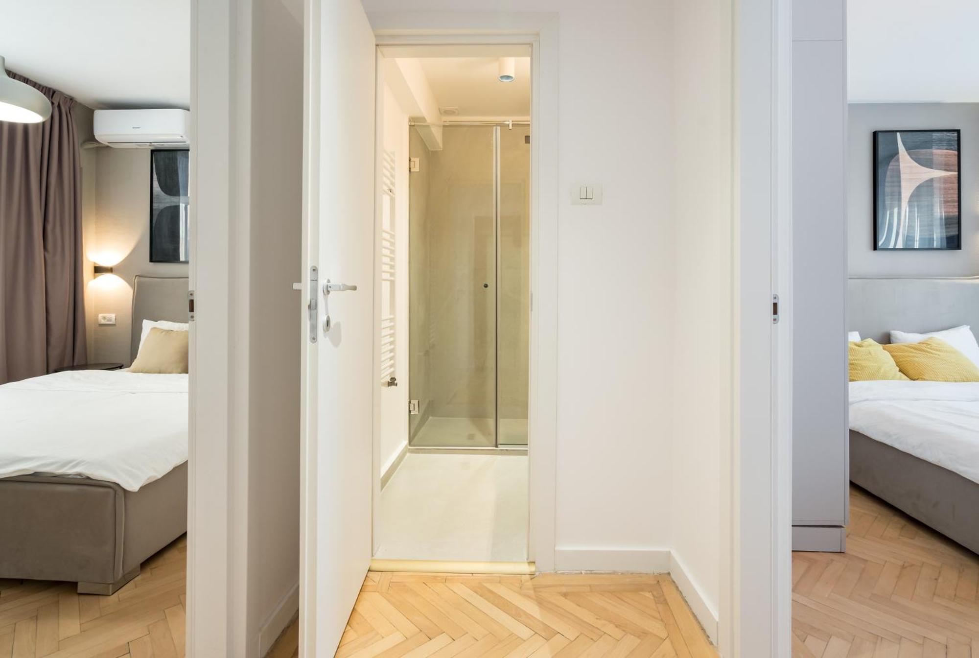 Majestic Downtown Apartment Bucureşti Exterior foto